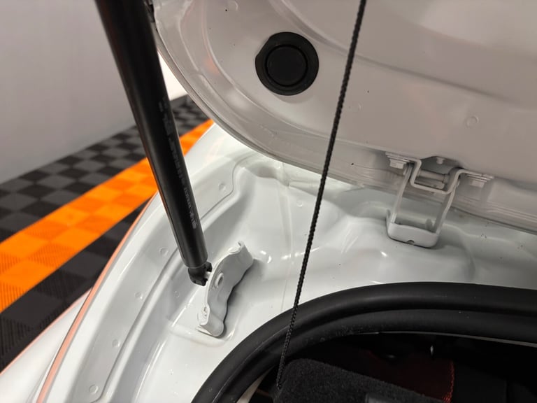 2016 Renault Clio 1.2 16V Play 5dr HATCHBACK Petrol Manual