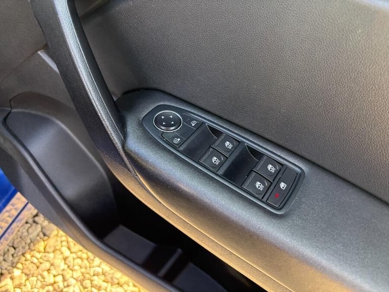 2023 Renault Captur 1.0 TCe evolution SUV 5dr Petrol Manual Euro 6 (s/s) (90 ps) HATCHBACK Petrol...