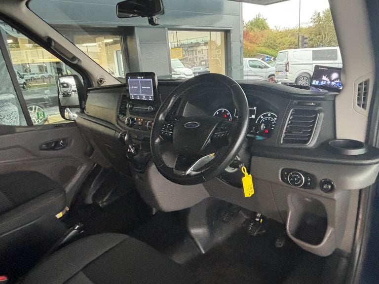  Ford Transit 2.0 460 EcoBlue Trend RWD L4 H3 Euro 6 (s/s) 5dr (17 Seat, DRW) Diesel Manual