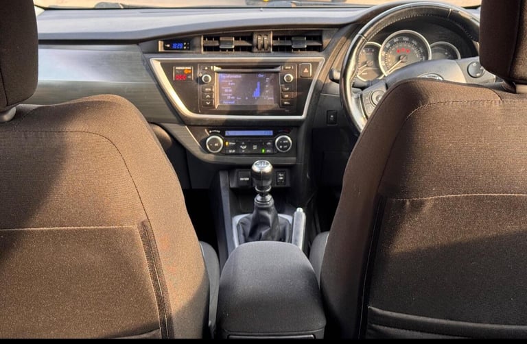 2014 Toyota Auris 1.6 V-Matic Icon Euro 5 5dr HATCHBACK Petrol Manual