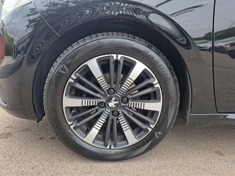 2018 Peugeot 208 1.2 PureTech Tech Edition Euro 6 (s/s) 5dr HATCHBACK Petrol Manual