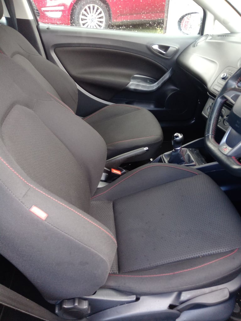 Seat, IBIZA, Hatchback, 2015, Manual, 1197 (cc), 3 doors