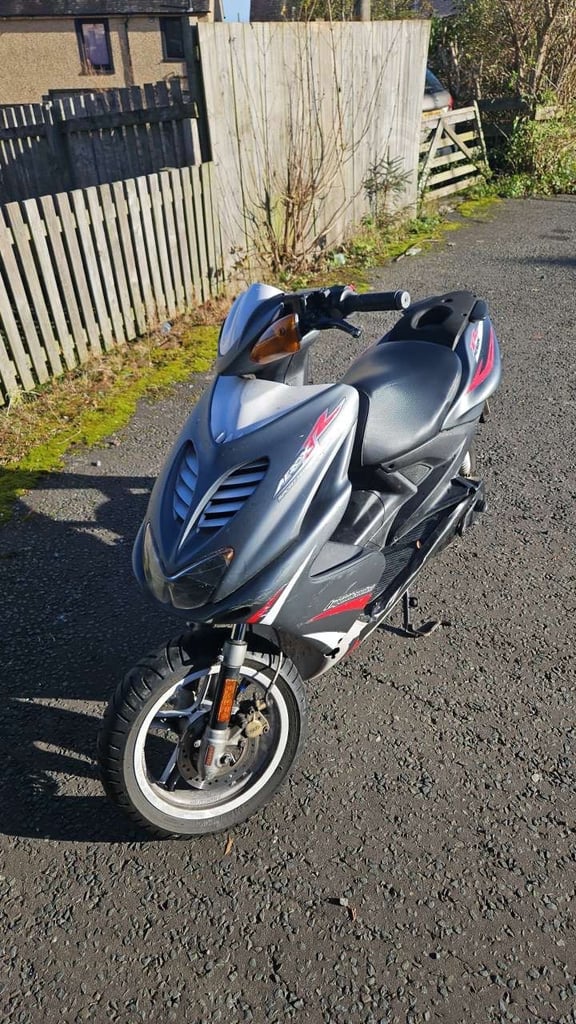 Yamaha, AEROX, 2010, 49 (cc)