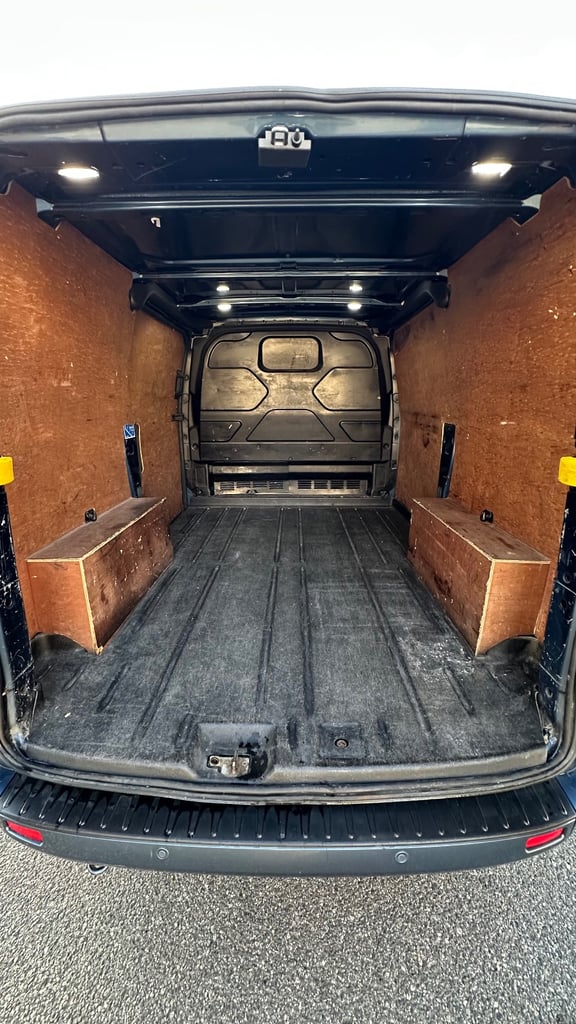 Ford, TRANSIT CUSTOM, Panel Van, 2019, Manual, 1996 (cc)