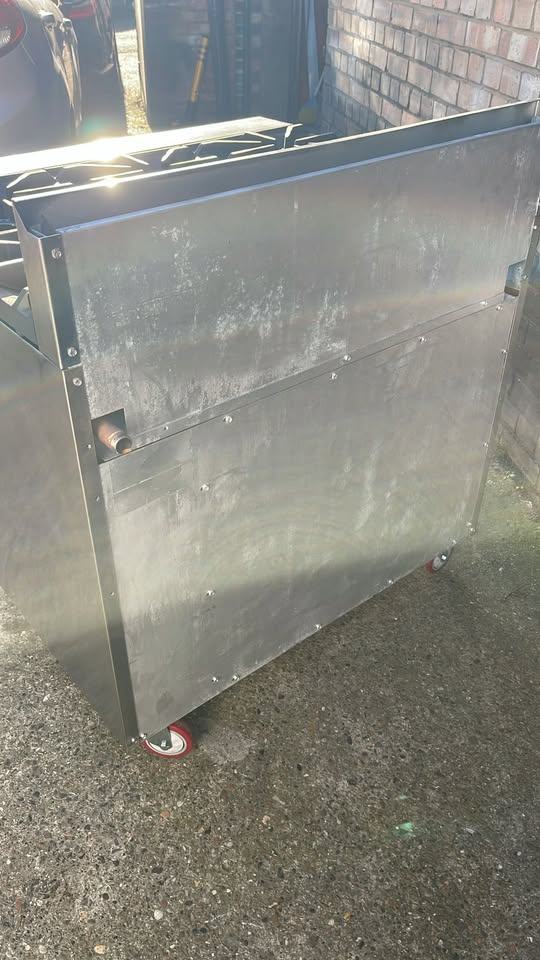 Commercial Natural Gas Imperial Six Burner Range Oven With Heavy Duty Castors