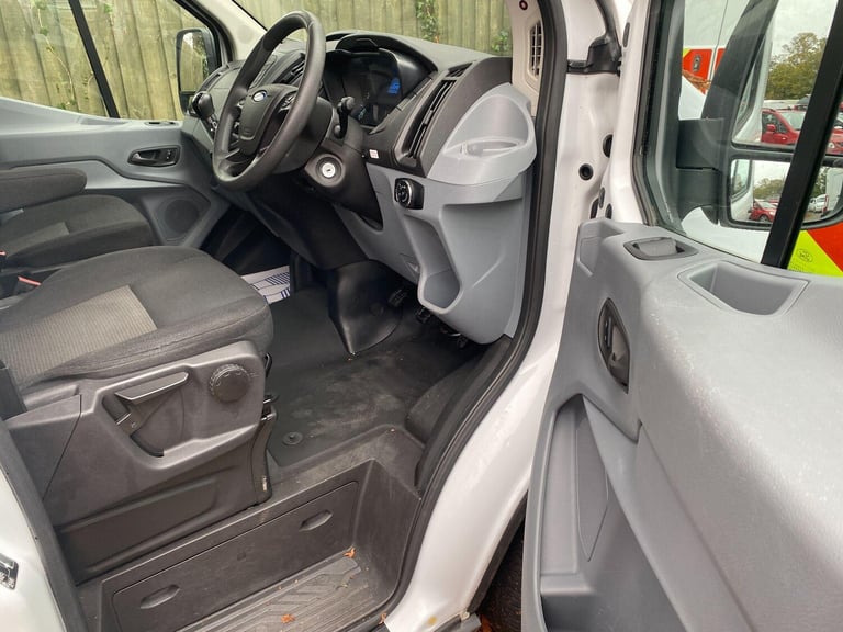 2018 Ford Transit 2.0 350 EcoBlue FWD L2 H3 Euro 6 5dr PANEL VAN Diesel Manual