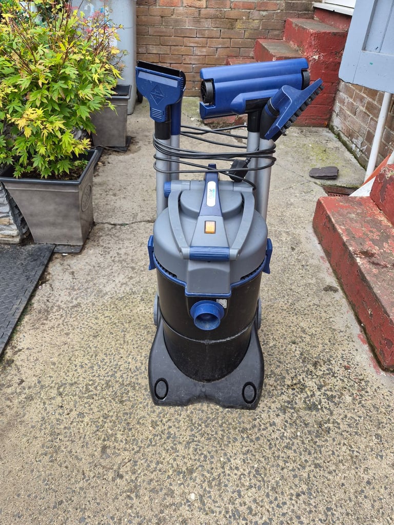 Oase pond vacuum 4