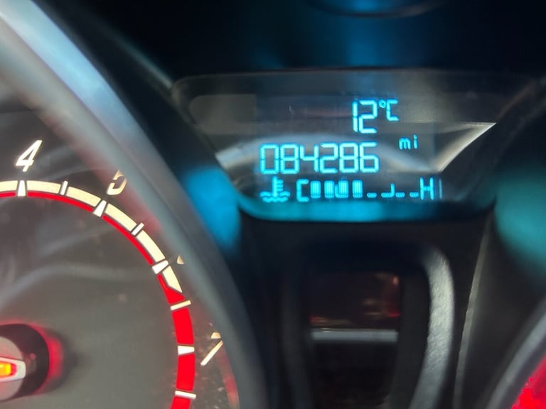 2014 Ford Fiesta 1.6T EcoBoost ST-2 3dr (182 ps) Hatchback Petrol Manual