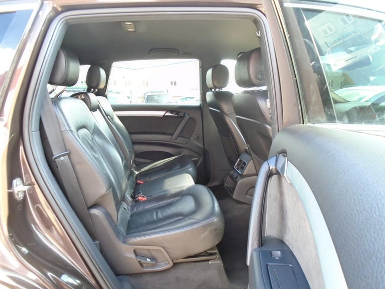 2010 Audi Q7 3.0 TDI V6 S line Tiptronic quattro Euro 4 5dr Diesel