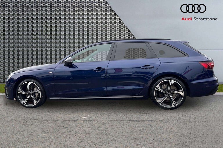 2022 Audi A4 40 TDI 204 Quattro Black Edition 5dr S Tronic Estate Diesel Automatic