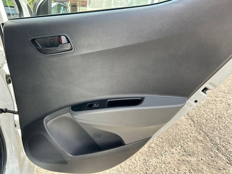 2018 Hyundai i10 1.0 SE Hatchback 5dr Petrol Manual Euro 6 (67 ps) Hatchback Petrol Manual