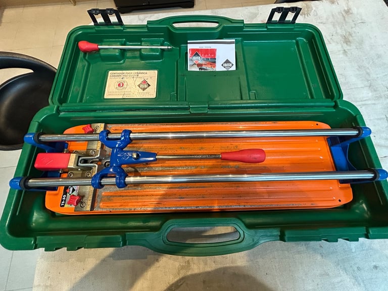 PROFESSIONAL RUBI TILE CUTTERS AND WHEELED TOOL BOX