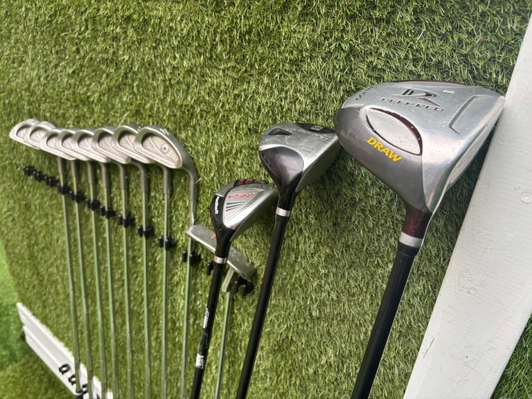 PING Eye 2 + Wilson Deep Red + Odyssey Set (4–SW) UK delivery available