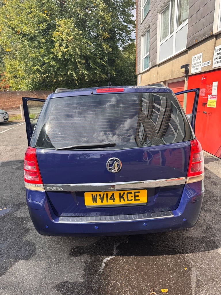 2014 Vauxhall Zafira – 7 Seater | ULEZ Compliant | Excellent Condition | £3,400 (Negotiable)