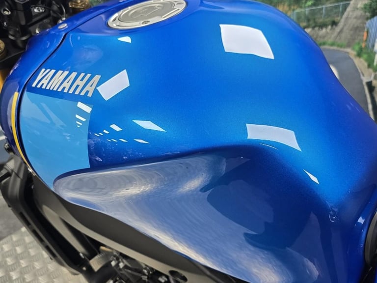 YAMAHA XSR 900