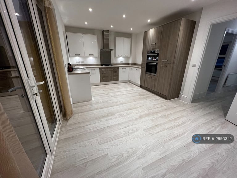 3 bedroom house in Emmeline Avenue, Swanscombe, DA10 (3 bed) (#2650342)