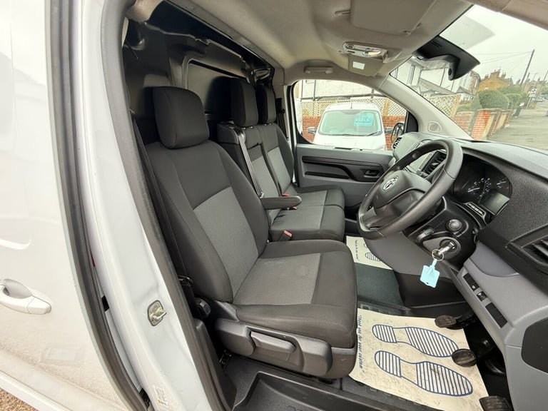 2022 Vauxhall Vivaro 1.5 Turbo D 2900 Sportive Panel Van 6dr Diesel Manual L2 H1 Euro 6 (s/s) (1 ...
