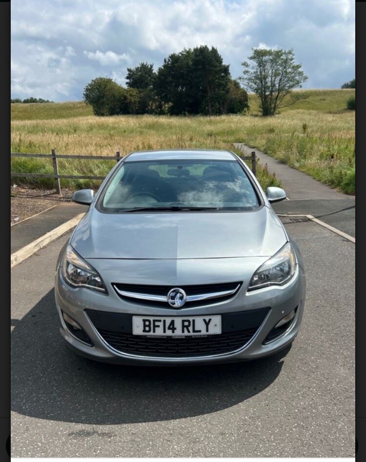 2014 Vauxhall Astra 1.4T 16V SRi 5dr HATCHBACK Petrol Manual