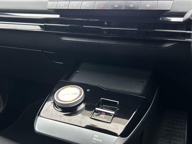 2024 MG MG4 64kWh Trophy Long Range Hatchback 5dr Electric Auto (203 ps) Hatchback ELECTRIC Autom...