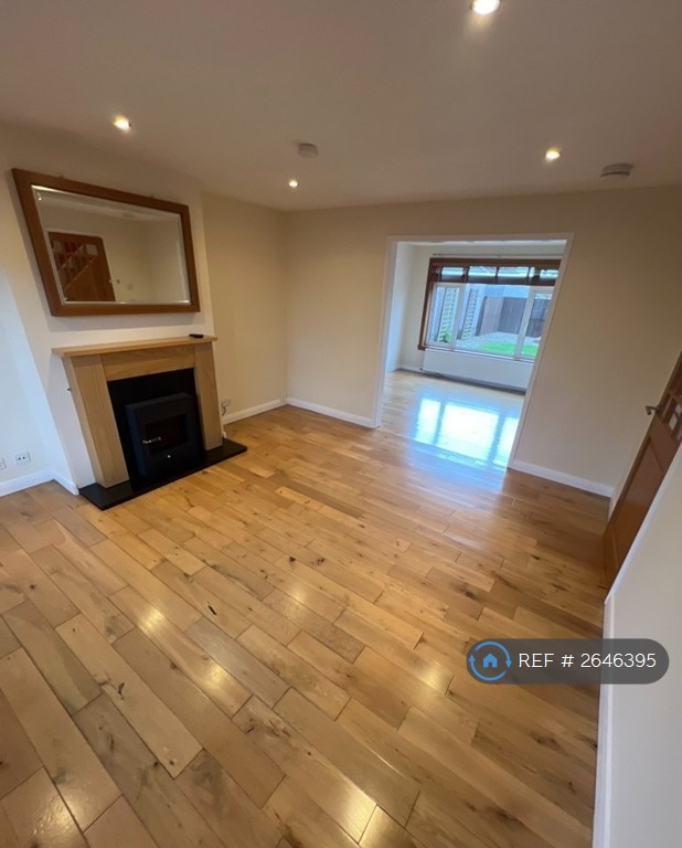 3 bedroom house in Morton Crescent, St. Andrews, KY16 (3 bed) (#2646395)