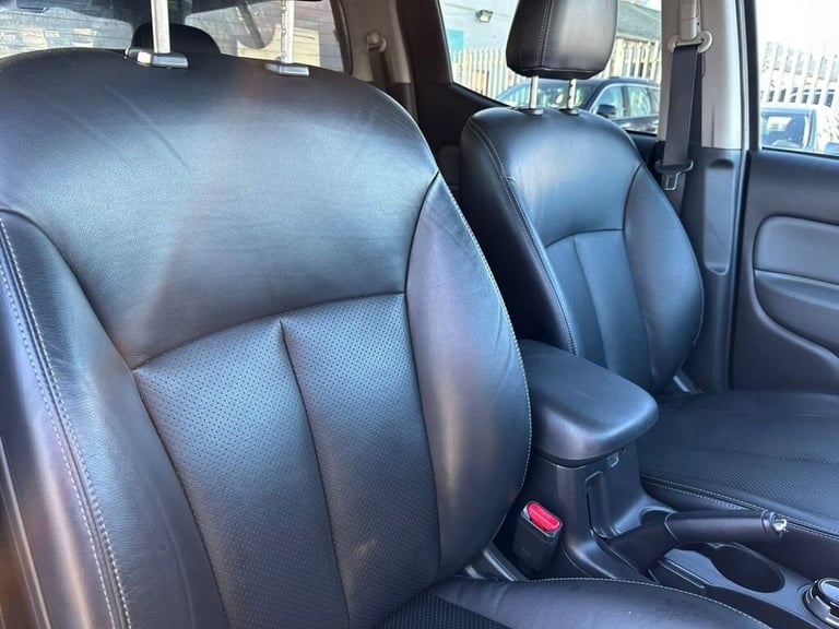 2019 Mitsubishi L200 2.4 DI-D 4WD WARRIOR DCB 178 BHP PICK UP Diesel Automatic