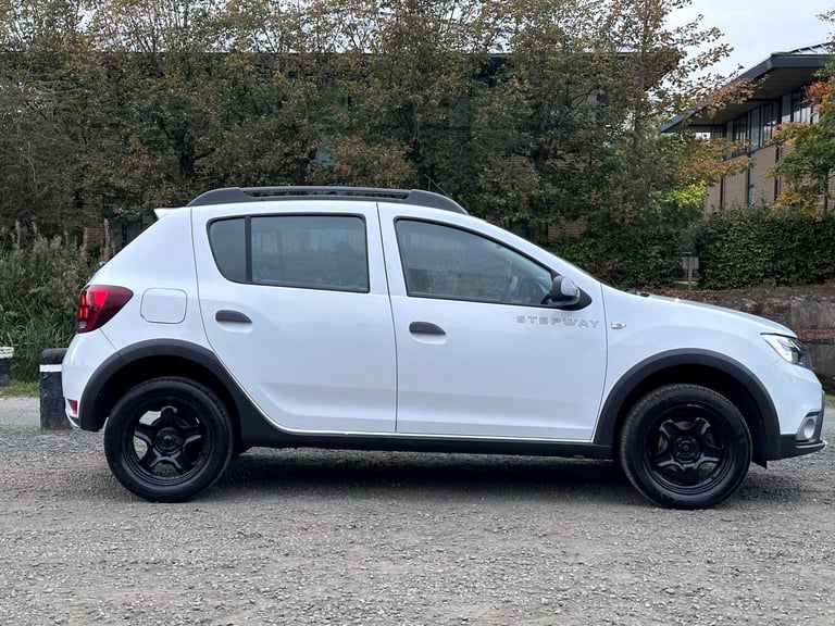 2017 Dacia Sandero Stepway 0.9 TCe Ambiance Hatchback 5dr Petrol Manual Euro 6