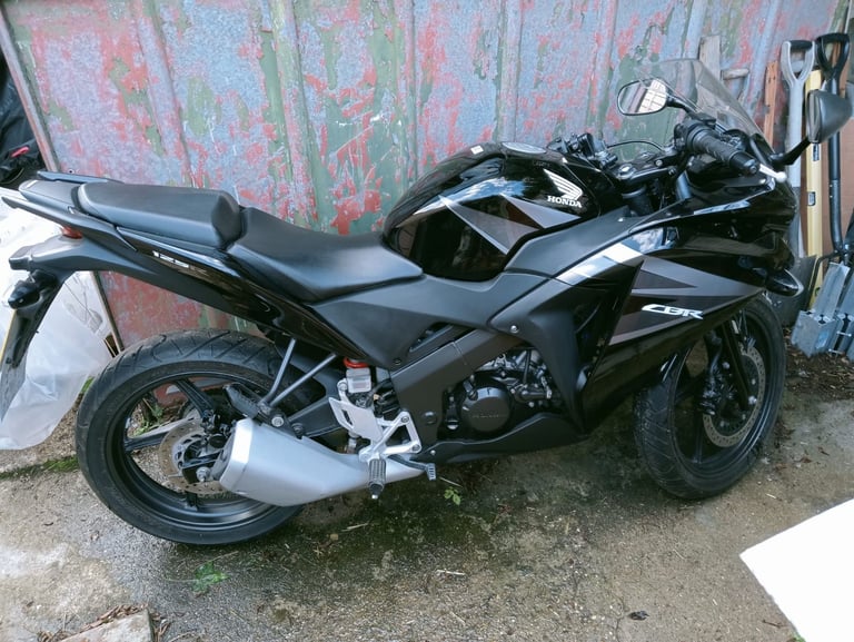 Honda CBR 125 R 2012. Low mileage.