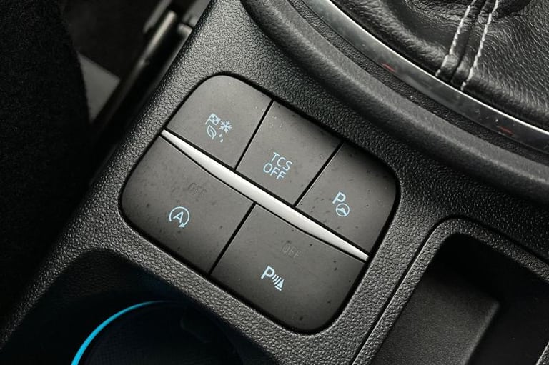 2023 Ford Puma 1.0 EcoBoost Hybrid mHEV Titanium 5dr HATCHBACK PETROL Manual