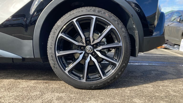 2025 Toyota C-HR 2.0 PHEV GR Sport 5dr CVT HATCHBACK PETROL/ELECTRIC Automatic