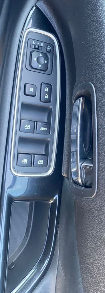 Mitsubishi, OUTLANDER, Estate, 2015, Other, 1998 (cc), 5 doors