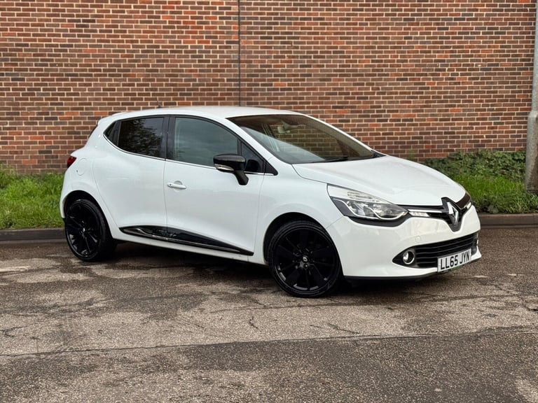 2015 Renault Clio 1.5 dCi Dynamique S Nav Auto Euro 6 5dr HATCHBACK Diesel Automatic