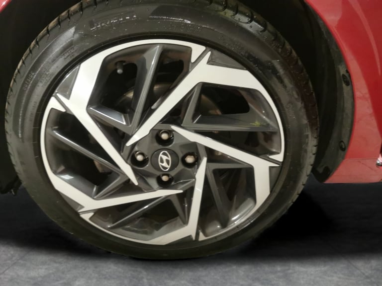 2021 Hyundai i20 1.0 T-GDi MHEV Premium Hatchback 5dr Petrol Hybrid Manual Euro 6 (s/s) (100 Hatc...