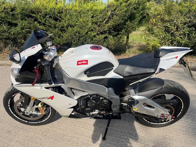 2015 65 APRILIA RSV4R A-PRC RSV1000 RSV4 R V4 MINT 8k MILES SPORTS SUPERBIKE