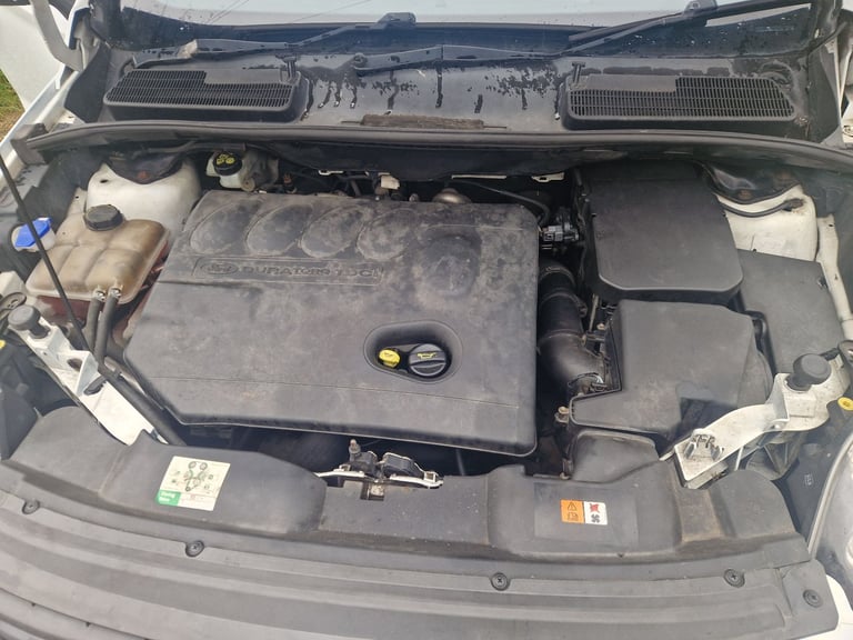 Ford, KUGA, Estate, 2009, Manual, 1997 (cc), 5 doors