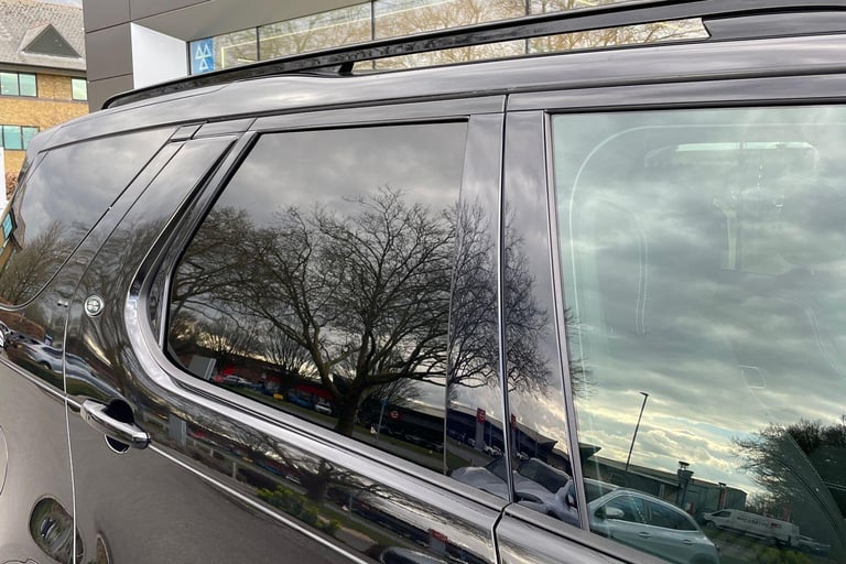 2025 Land Rover Discovery 3.0 D350 MHEV Dynamic HSE SUV 5dr Diesel Auto 4WD Euro 6 (s/s) (350 ps)...