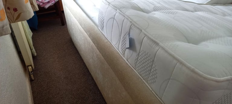 linked twin electric rise and recline bed - kingsize