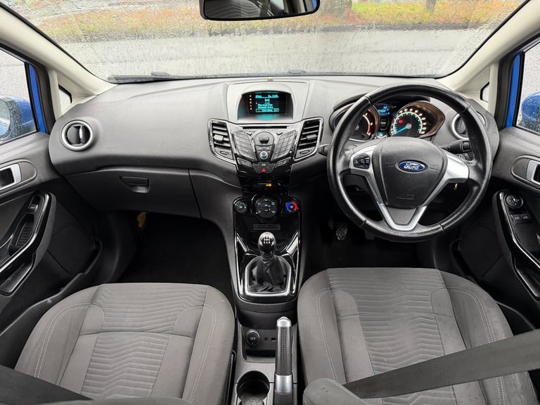 2013 Ford Fiesta Hatchback  Manual, 1498 (cc), 5 doors