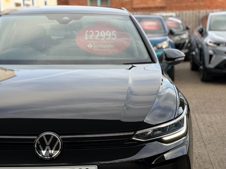 2025 Volkswagen Golf 1.5 TSI Match 5dr, UNDER 3300 MILES, MAY 2028 VOLKSWAGEN WARRANTY HATCHBACK ...