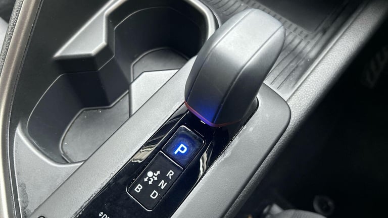 2024 Toyota C-HR 1.8 Hybrid Design 5dr CVT HATCHBACK PETROL/ELECTRIC Automatic