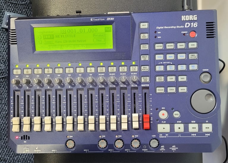 image for Korg D16 16-track Portable Digital Multitracker / Portastudio - Boxed!