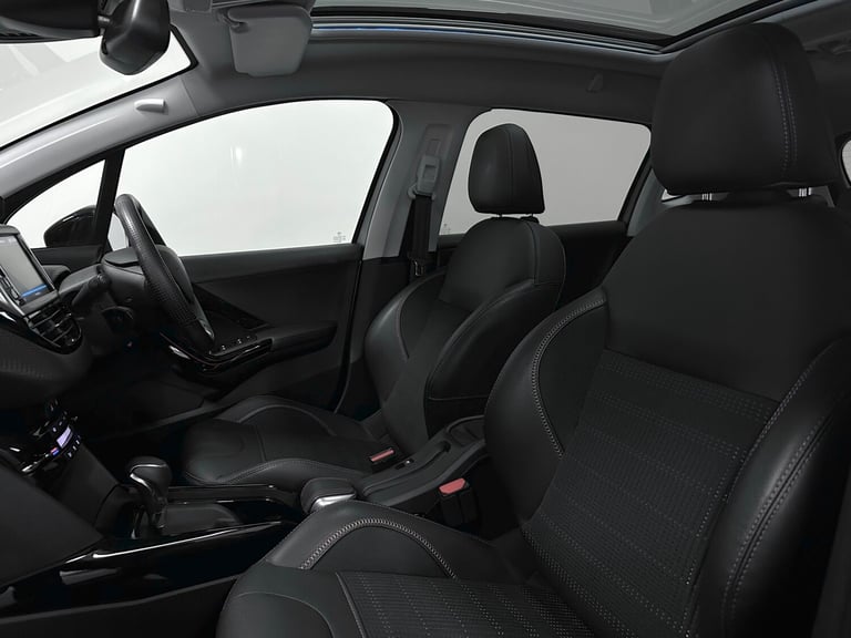 2019 Peugeot 2008 GT Line 1.2 Auto PureTech EAT6 ( 110 bhp ) HATCHBACK Petrol Automatic