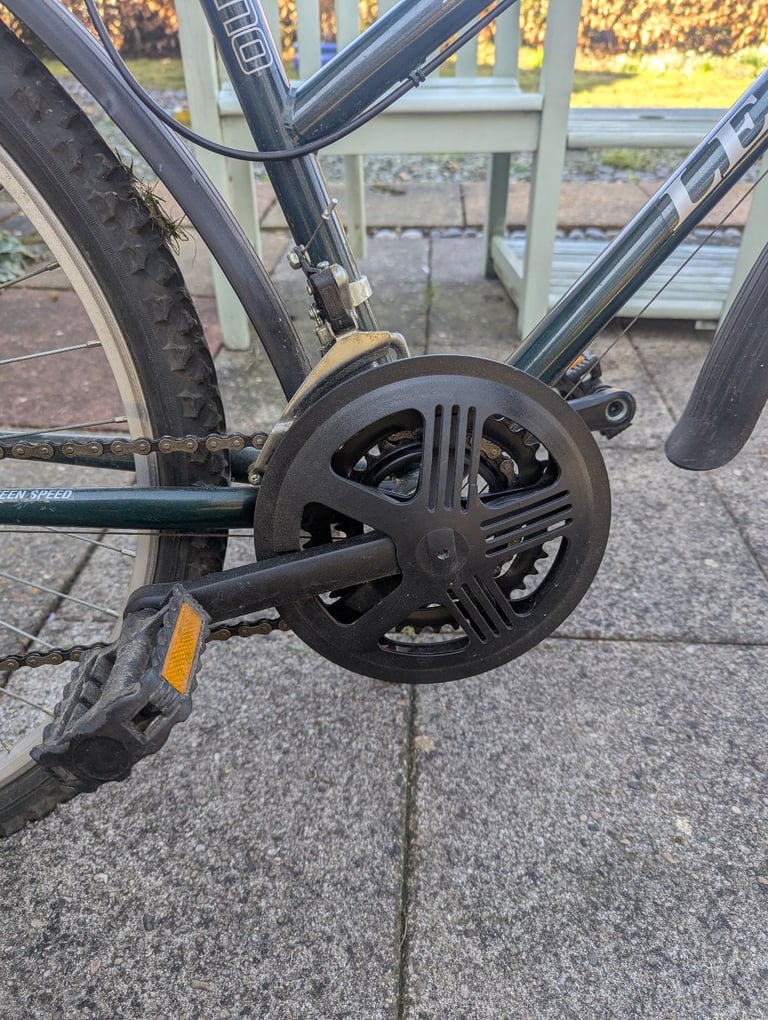 Falcon Legacy Bike 26in wheels 