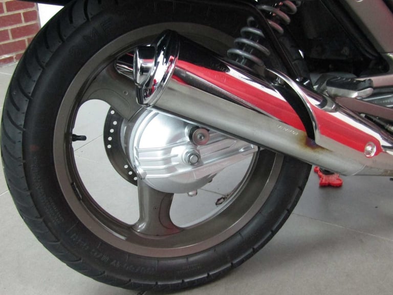 2006 Moto Guzzi Breva 750