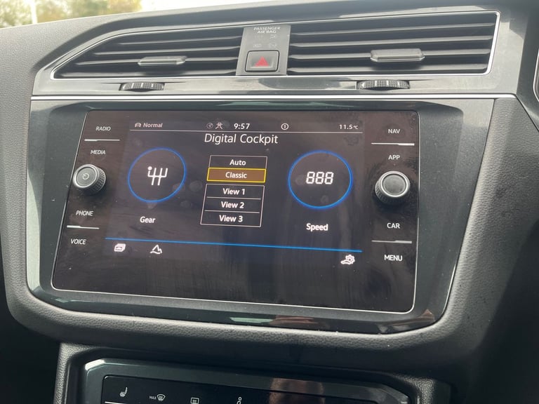2021 Volkswagen Tiguan 2.0 TDI 4Motion R-Line 5dr DSG ESTATE DIESEL Automatic