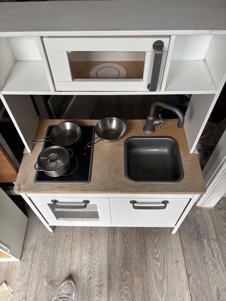 Child’s Ikea Kitchen
