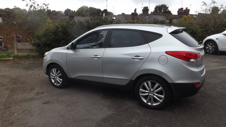 2013 Hyundai ix35 4WD 2.0L Premium CRDi, Long MOT with 2 Keys, SUV