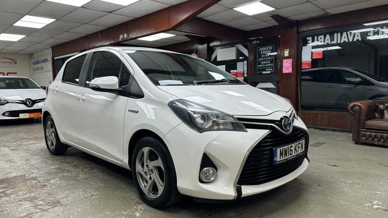 2016 Toyota Yaris 1.5 Hybrid Icon 5dr CVT HATCHBACK PETROL/ELECTRIC Automatic