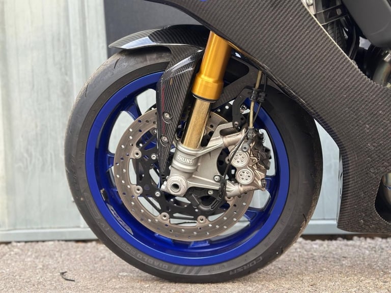 Stunning Low Mileage 2020/20 Yamaha R1M Motorcycle