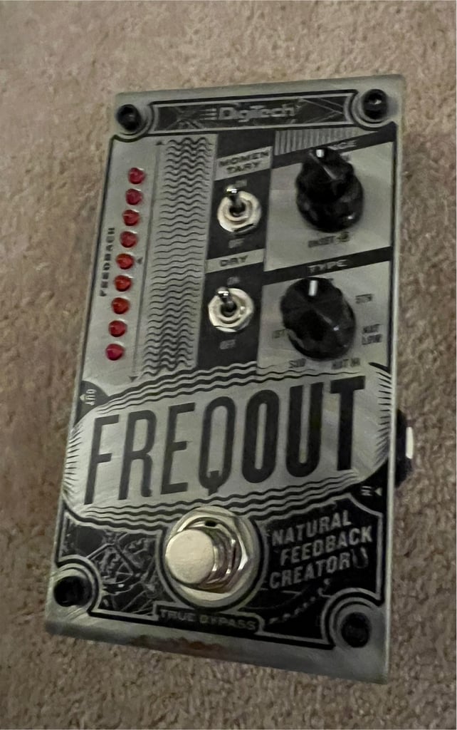 Digitech Freqout natural feedback pedal