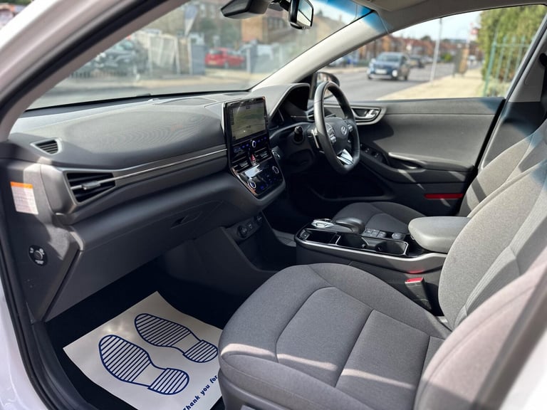 2020 Hyundai IONIQ 38.3kWh Premium Auto 5dr HATCHBACK Electric Automatic